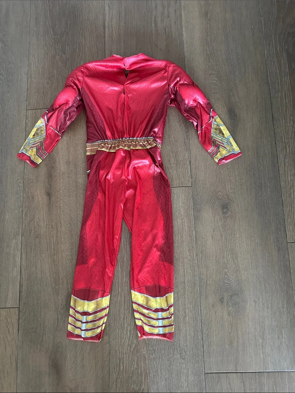 Shazam Kids Red Lightning Muscle Chest Superhero Costume. Size M.
